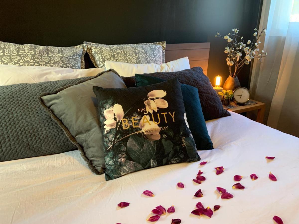 Couple'S Luxury Resort Spa Retreat كاوز المظهر الخارجي الصورة