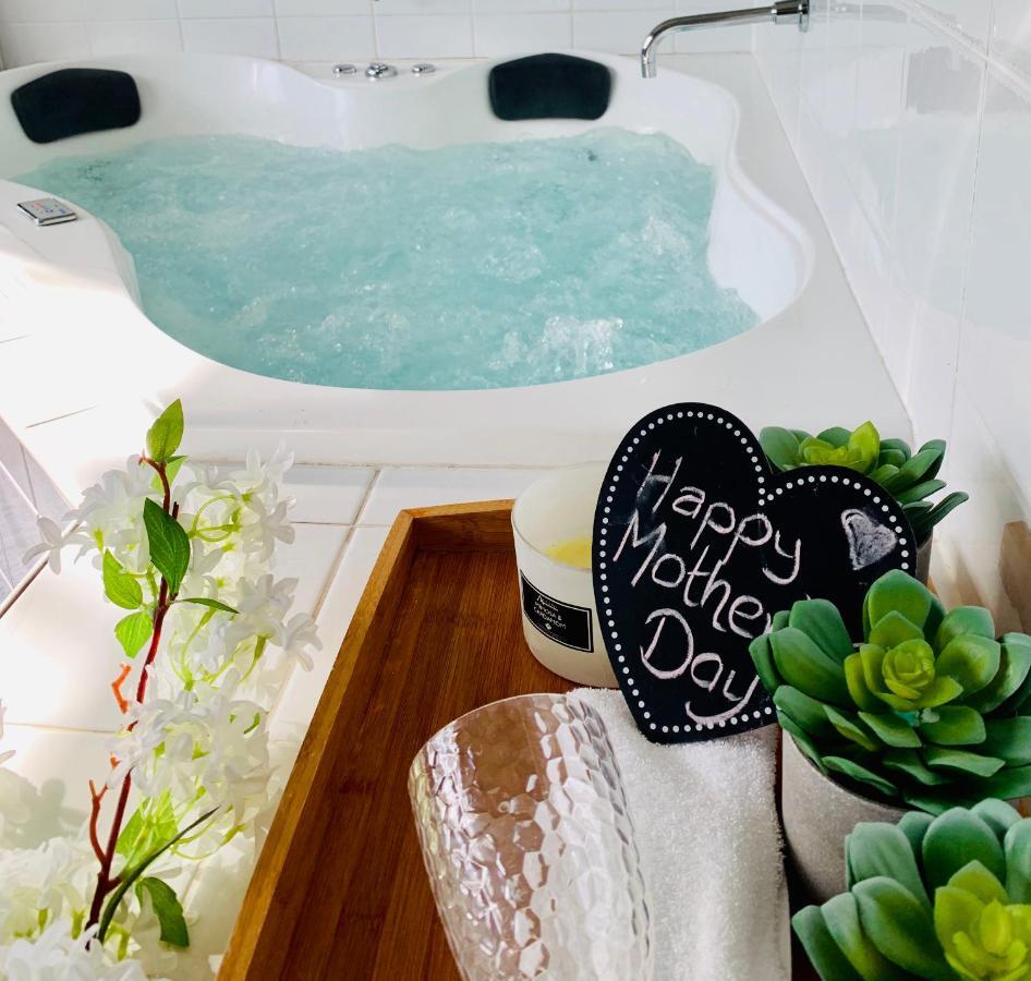 Couple'S Luxury Resort Spa Retreat كاوز المظهر الخارجي الصورة